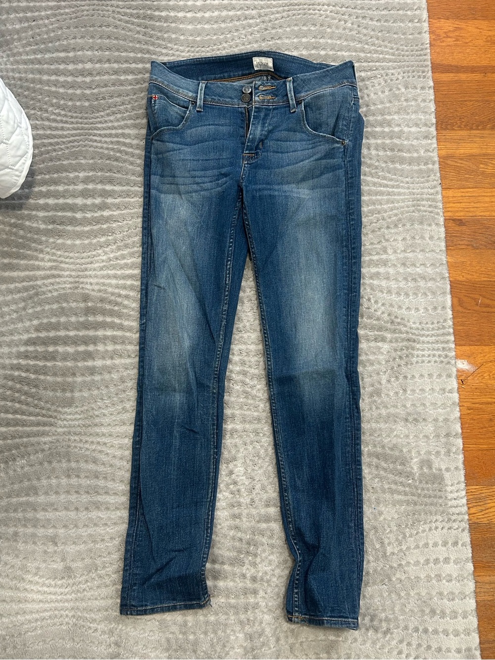 Hudson Jeans Women’s Medium Wash Skinny Jeans